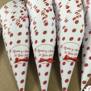 Cono boda topos rojos