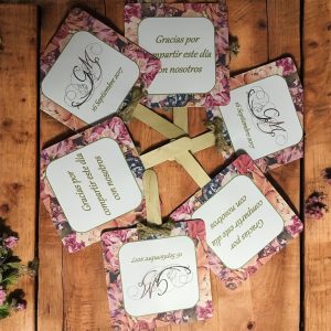 Pai pai boda flores naranjas y rosas