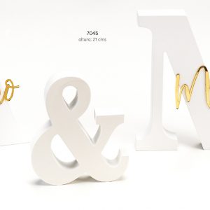 Set iniciales madera con nombres espejo dorado 7045