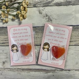 Tarjeta de agradecimiento con gominola niña comunión fondo topos blancos