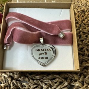 Medalla ramo corazón con ribete